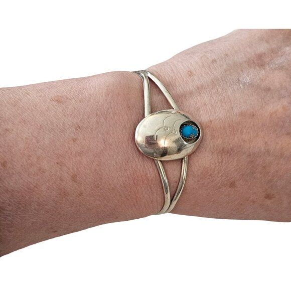 Sterling Silver Turquoise Color Stone Shadow Box Cuff Bracelet L148 - Picture 2 of 13